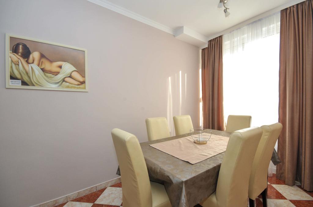 D&D Apartment 1 Budva Eksteriør bilde